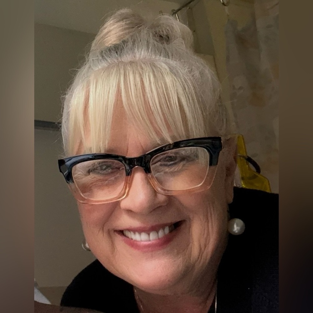 Meet your Posher, Kathie